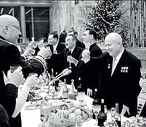 [30_newyear_317686.jpg]