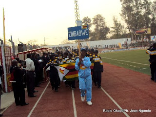 Des athlètes Zimbabweens lors de la cérémonie d'ouverture de la 7ème édition des jeux de la SARPCCO, le 15/08/2011 à Lubumbashi.  Radio Okapi/Ph. Jean Ngandu