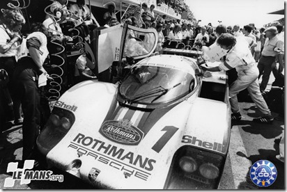 1982 24 HEURES DU MANS #1 Porsche (Rothmans Team Porsche) Jacky Ickx (B) - Derek Bell (GB)   res01
