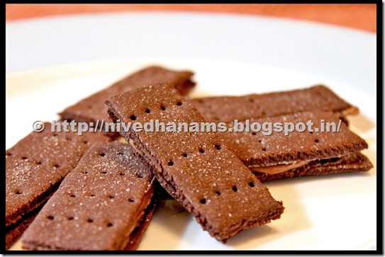 Chocolate Bourbon Biscuit - IMG_3378