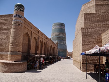 26. Strazile din Khiva.JPG