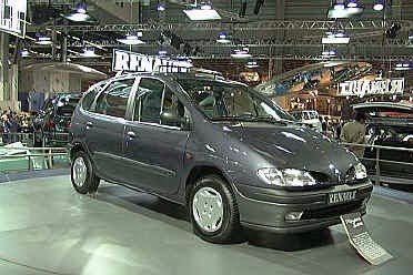 [1996-2-Renault-Scenic4.jpg]