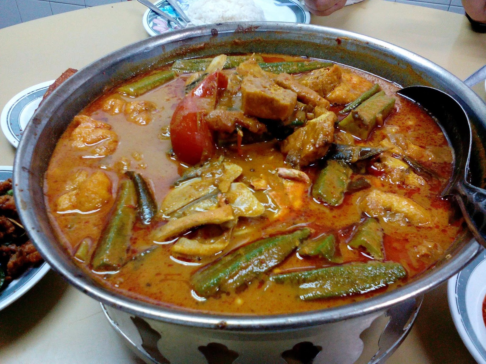 MAAkan Guide E & O Fish Head Curry Taman Wahyu