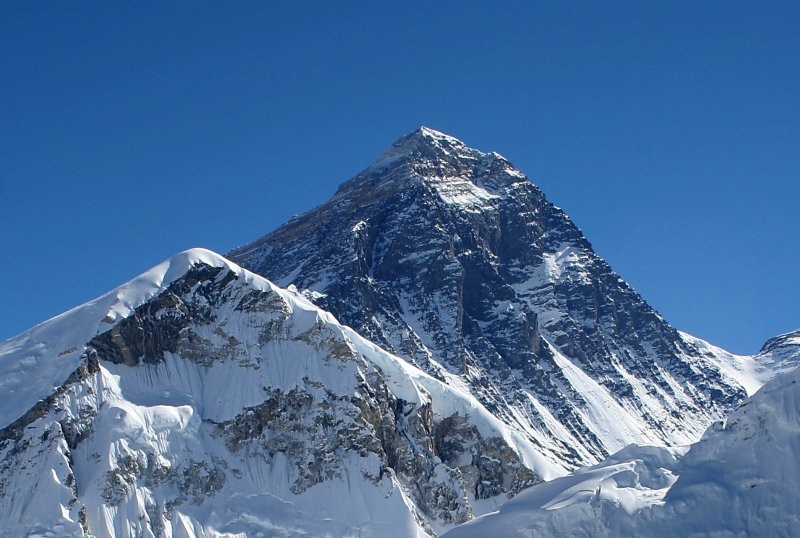 [Mount-Everest-Nepal%255B4%255D.jpg]