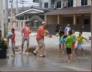 Songkran 2013 in ban Phrueksa