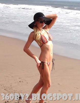 [Paris_Hilton_At_The_Beach_Bikini_Photos_From_Bali_3%255B2%255D.jpg]
