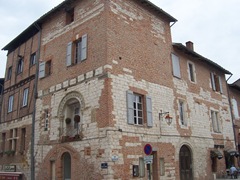 2009.05.21-033 maison romane