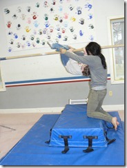 2011-12-21 Caelun at gymnastics 008