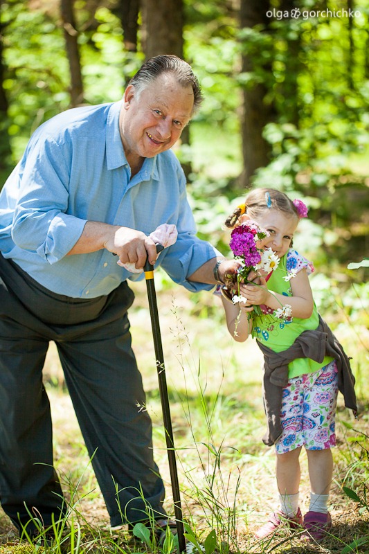 Летние фотографии Машеньки на даче_03