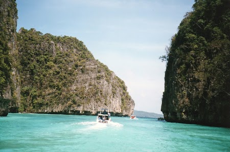 23. Golful linistit in Phi Phi.jpg