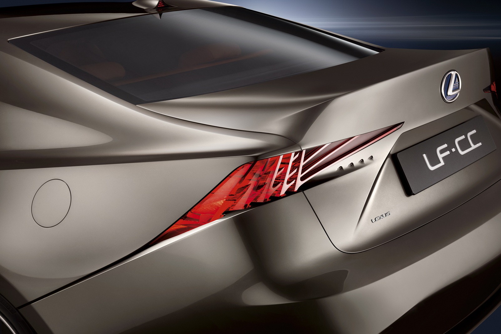 [Lexus-LF-CC-4%255B3%255D.jpg]
