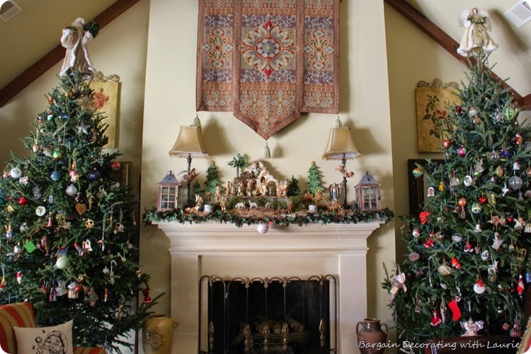 Christmas Decor-Bargain Decorating with Laurie