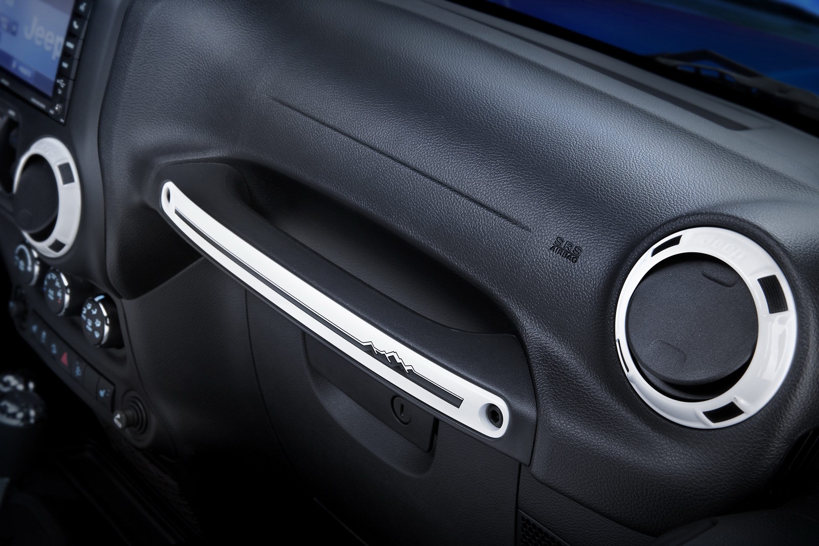 [2014-Jeep-Wrangler-Polar-Edition-7%255B2%255D.jpg]