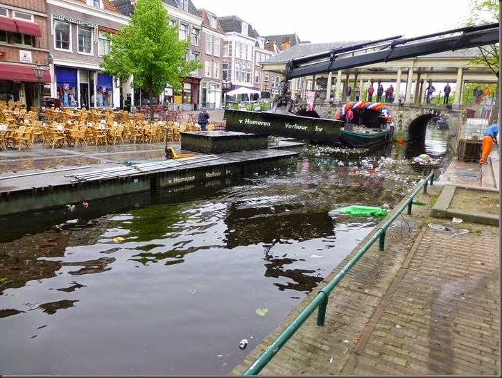 Leiden-14 353