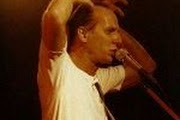 Adrian Belew