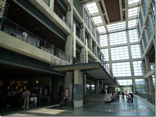 鶯歌陶瓷博物館-寬廣的大廳