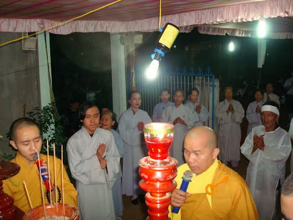 XuyenMocDieuTangNhaAnhViet_29.JPG