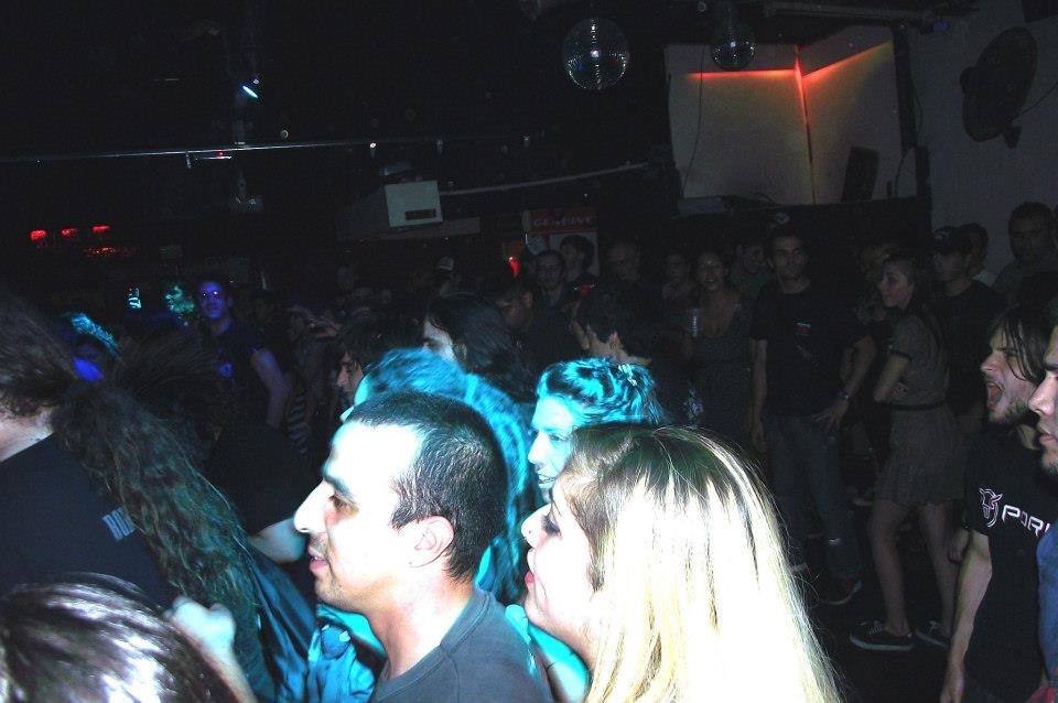 [282877_3737158761358_1868211490_n%255B2%255D.jpg]