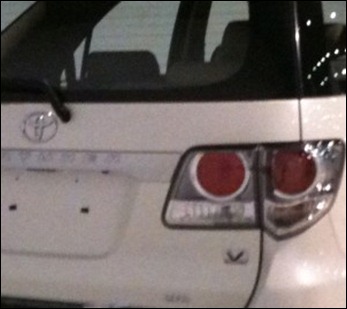 Imagens inéditas da Toyota Hilux e do Hilux SW4 reestilizados