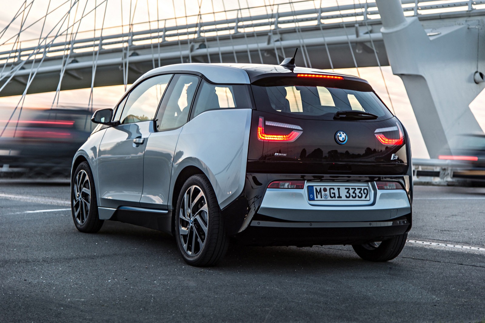 [2014-BMW-i3-89%255B2%255D.jpg]