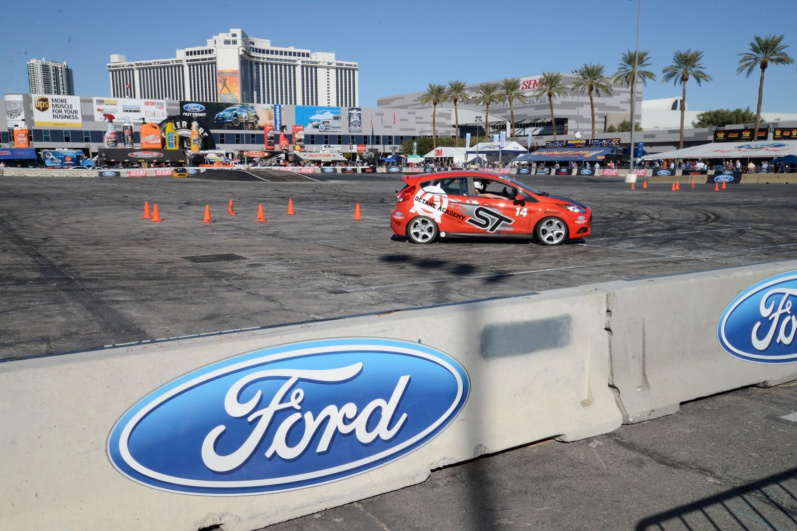 [2013-SEMA-As202%255B2%255D.jpg]