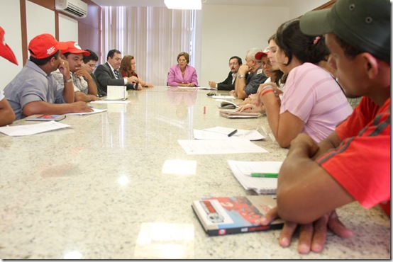 MST Reunião com a governadora Rosalba fot Ivanizio Ramos 4