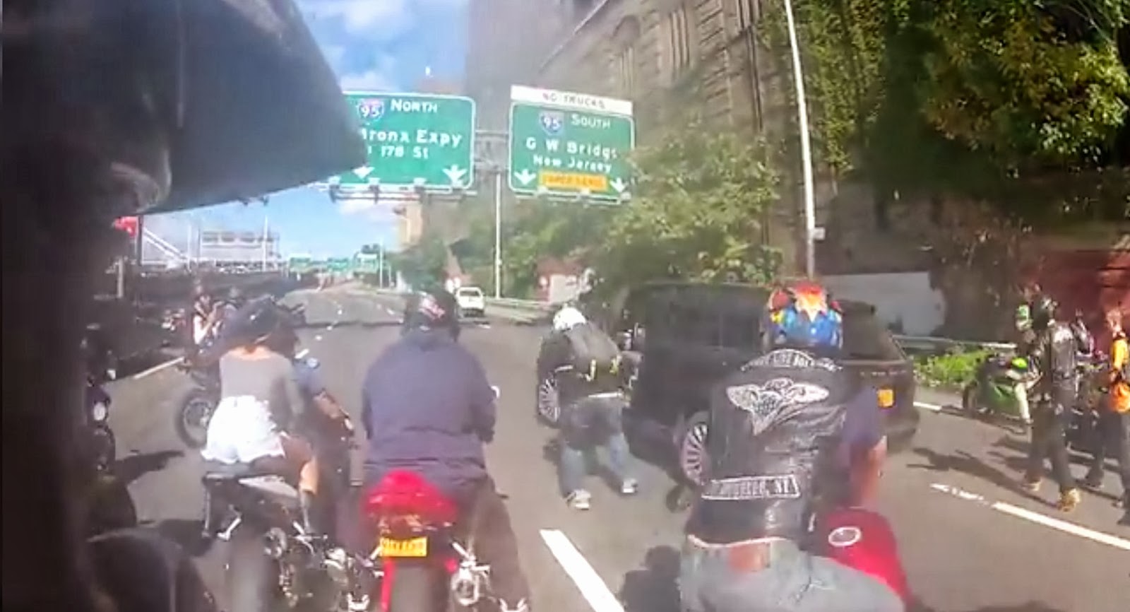 [NYC-Chaos-5%255B4%255D.jpg]