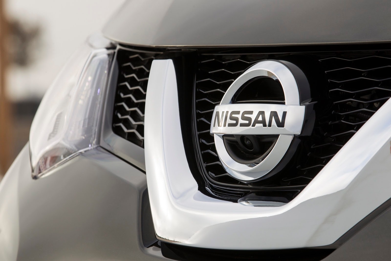 [2014-Nissan-Rogue-CUV-48%255B2%255D.jpg]
