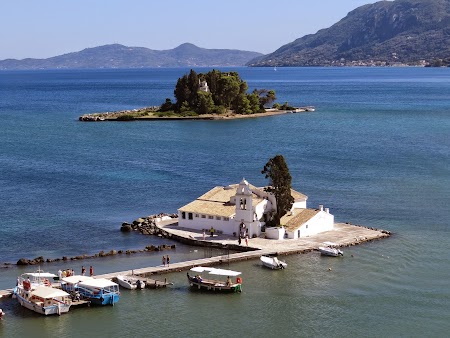 29. Manastiri Corfu.JPG