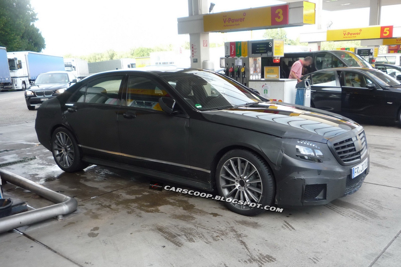 [2014-Mercedes-S-CLass-AMG-0002%255B3%255D%255B2%255D.jpg]