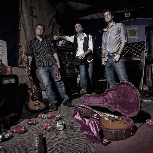 Black Kiss Superstar