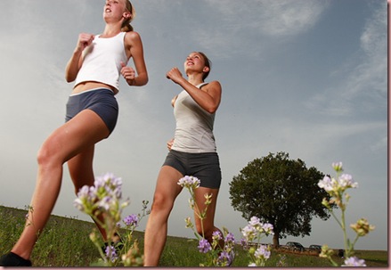 fitness-ladies-running