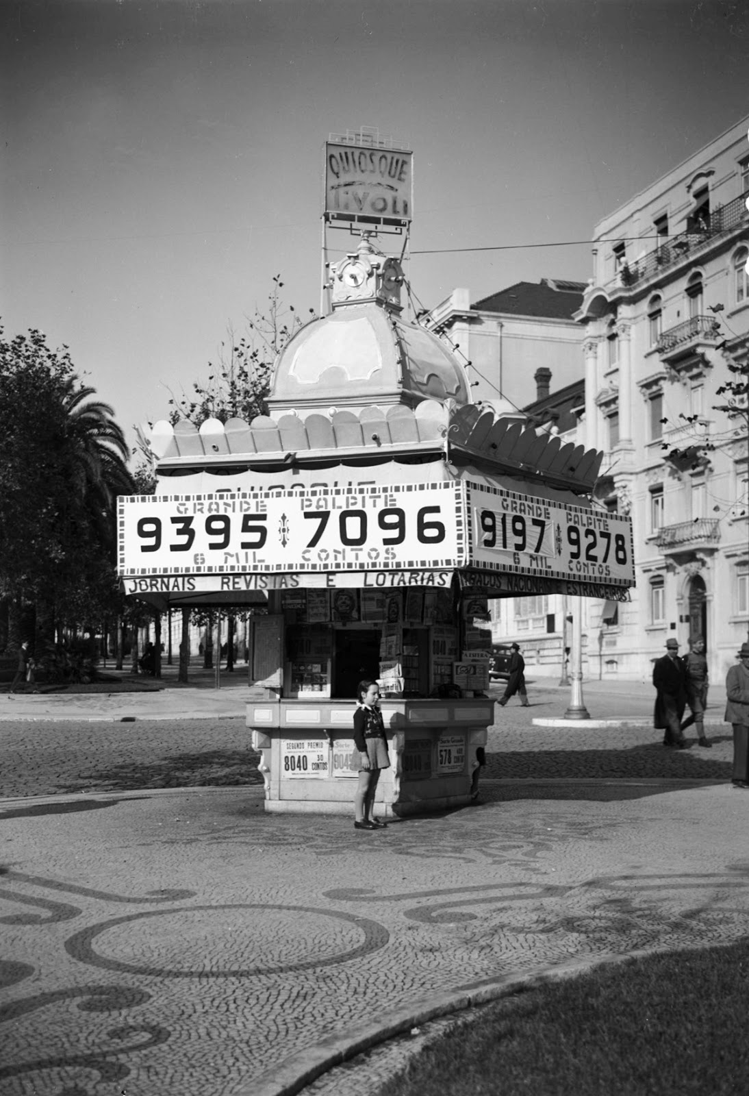 [Av.-da-Liberdade.jpg]