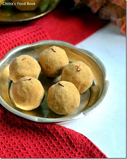 Besan Ladoo Recipe / Besan Laddu - Kadalai Maavu Laddu - Diwali Sweets ...