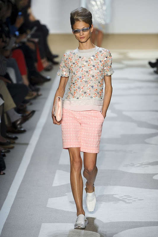 Diane von Furstenberg Spring 2012 4mtBRs3oSn8x