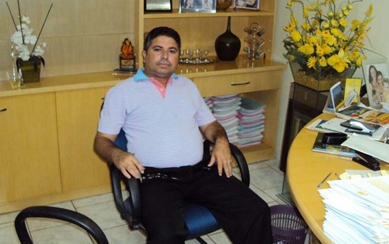 [PAULO%2520SILAS%252C%2520DO%2520PR%255B3%255D.jpg]