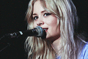 Nina Nesbitt