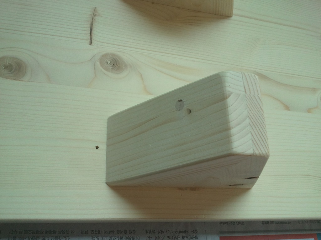 [dck3p51643rhylm5blrm%255B3%255D.jpg]