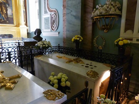  Mormintele tarilor Romanov