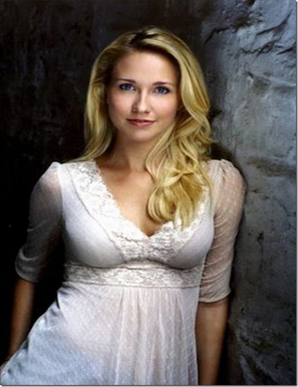anna camp sarah