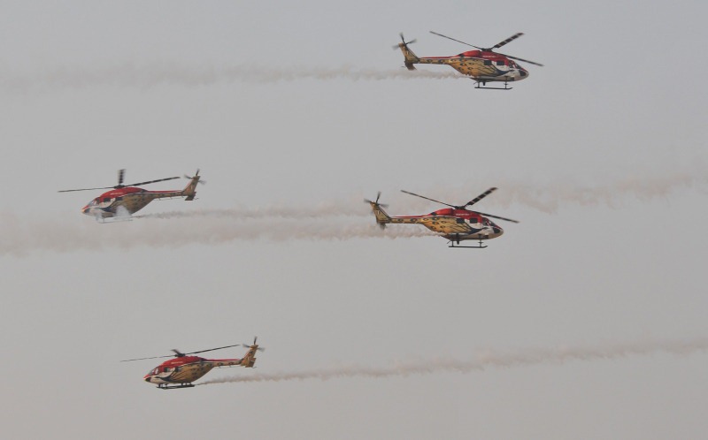 Iron-Fist-2013-Sarang-Helicopter-Team-IAF-02-R