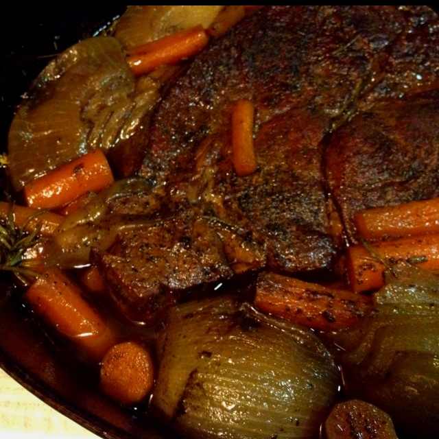 Creative Living: Pioneer Woman Pot Roast