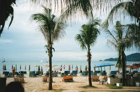 01. Plaja Patong - Phuket.jpg