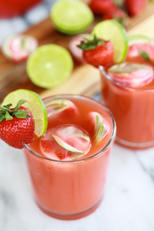 Sparkling-Strawberry-Basil-Limeade-with-Tequila-Sour-Lime-Ice-5