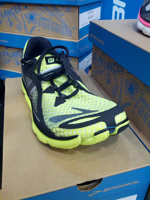 brooks pure drift orange