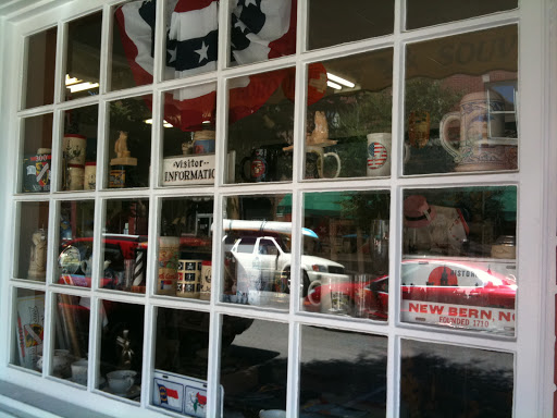 Reflections of Cars. Views of Historic New Bern (Ann Marie van den Hurk,