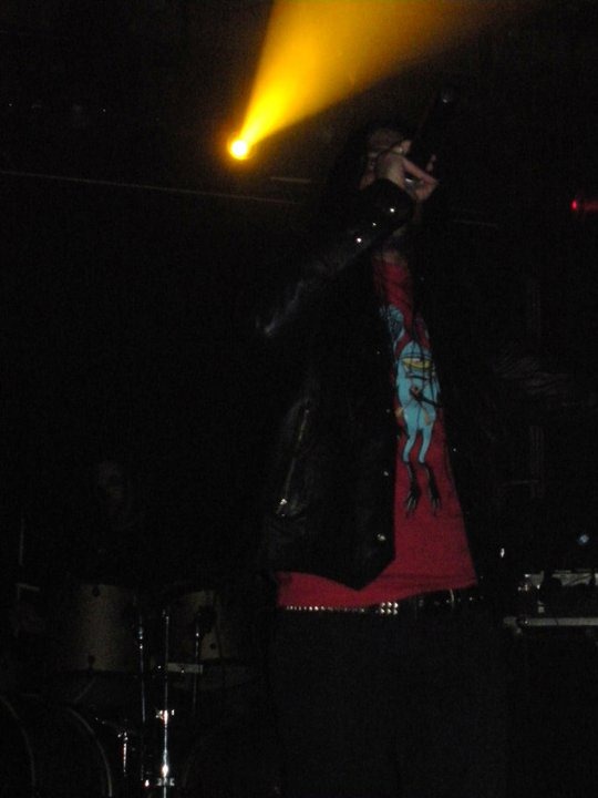 [247683_2086434001730_1271566350_2490017_236189_n%255B2%255D.jpg]