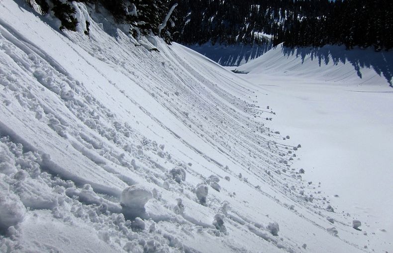snow-roller-0 snow-roller-0