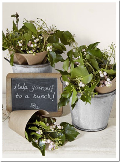 Holiday-Party-Tips-bouquets-in-buckets-0112-mdn