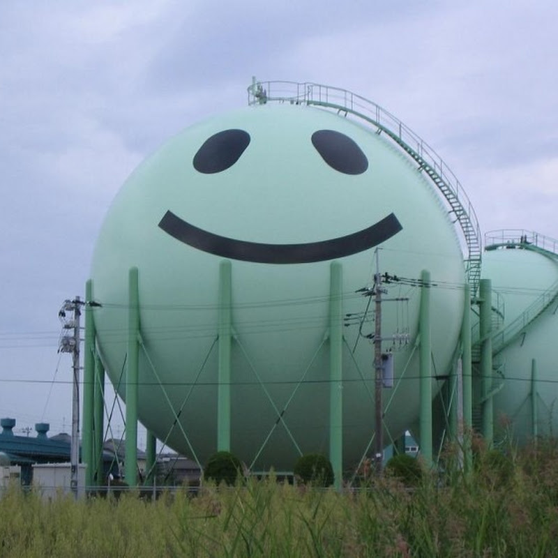 Decorated Gas Tanks Of Japan | Amusing Planet